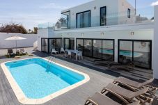 Villa a Corralejo - azul/ Waikiki